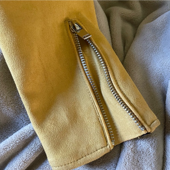 ⬇️ $37.00 ⬇️ Zara Basic Outerwear Faux Leather Biker Jacket Mustard shade. - Picture 15 of 16